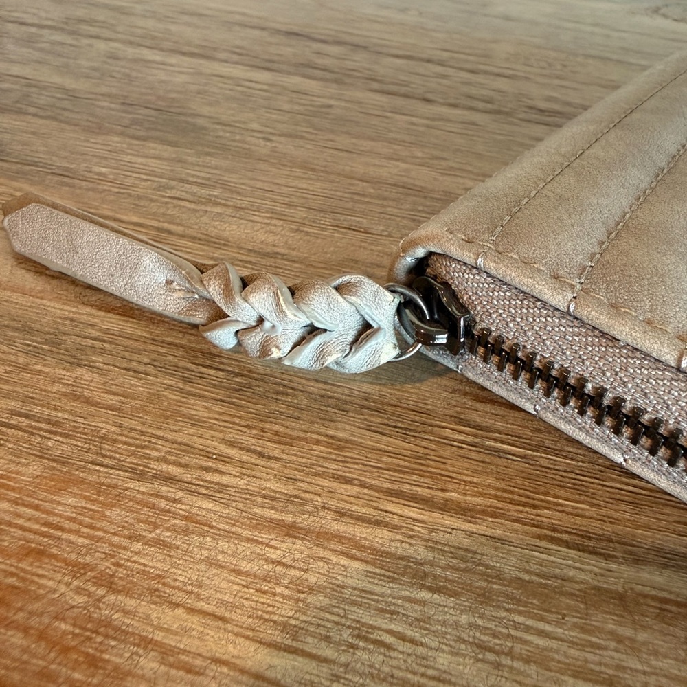 Rad Rev Card Wallet in Concrete - Picture 6 of 7